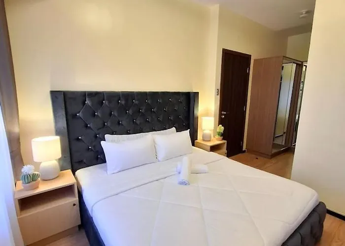 Apartment Mansion 3br Balcony -100sqm -freeparking -pet -moa