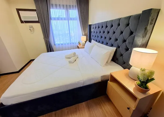Mansion 3br Balcony -100sqm -freeparking -pet -moa Apartment Manila