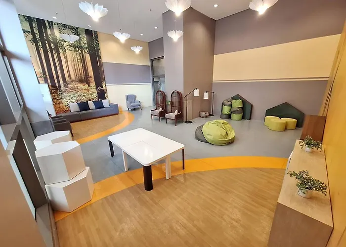 Mansion 3br Balcony -100sqm -freeparking -pet -moa Manila