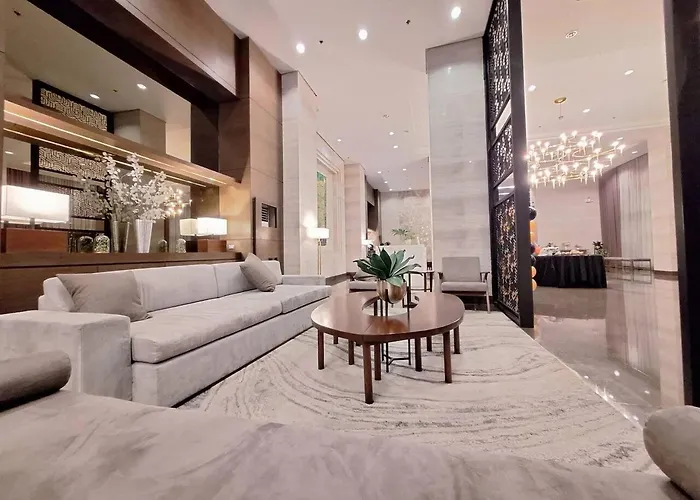 Mansion 3br Balcony -100sqm -freeparking -pet -moa *